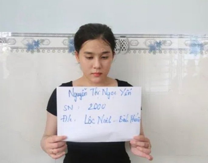 hot girl o Binh Duong bi bat anh 1