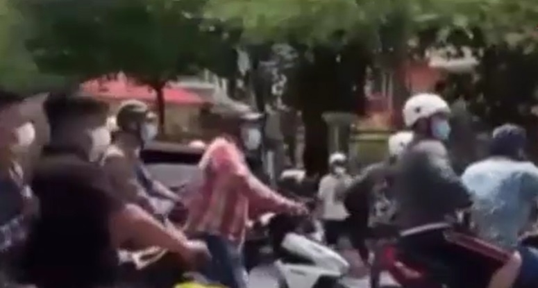 Dieu tra vu no sung truoc cong toa an Tien Giang hinh anh