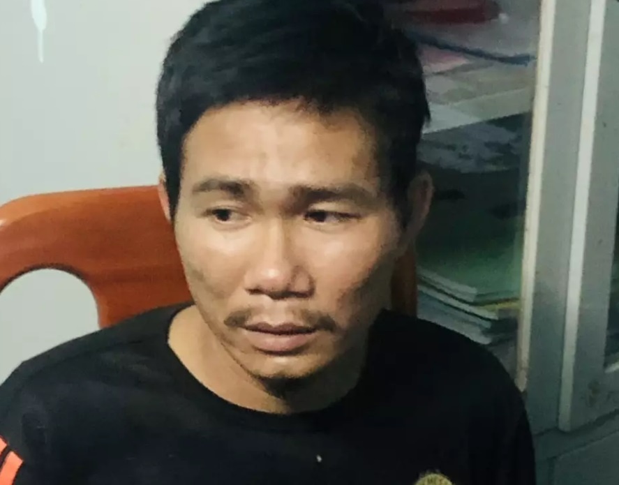 khoet tuong tron trai anh 2