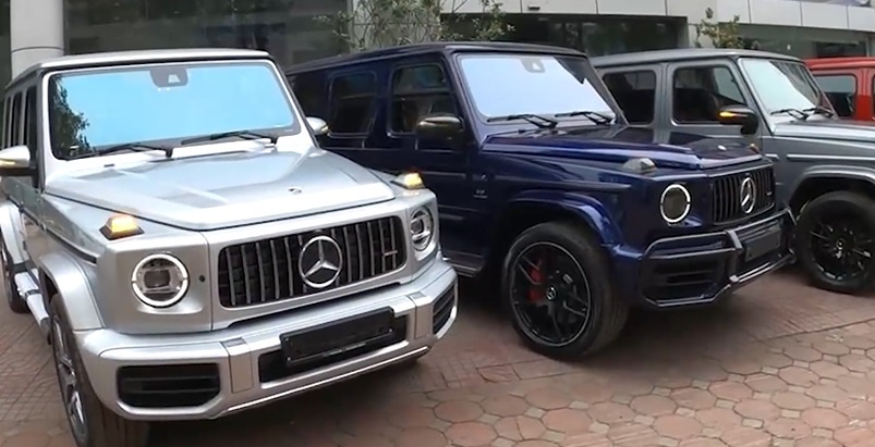 Lo dien nhom doanh nghiep dung sau duong day nhap sieu xe bieu tang hinh anh