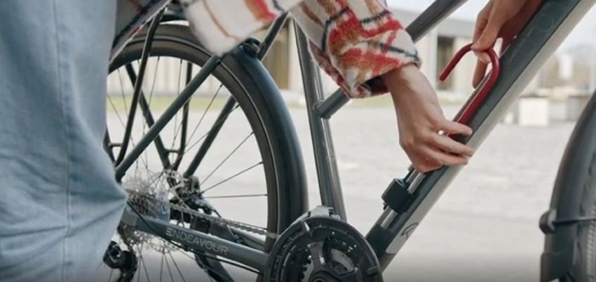 Trom xe 70 trieu dong nhung mang ban 1 trieu dong hinh anh