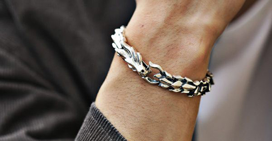 Bat giu nhom lua ban hon 1.000 cay bac gia hinh anh