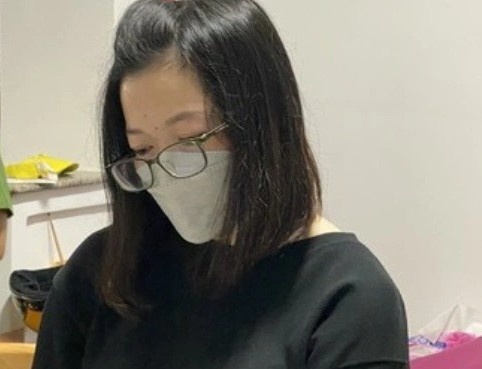 Nu nhan vien ngan hang chiem doat tren 100 ty dong hinh anh