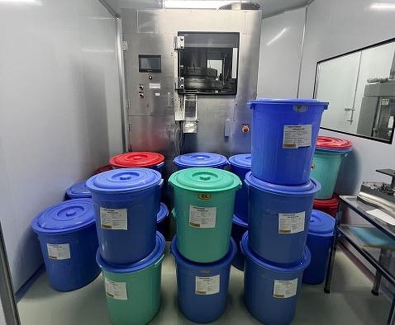 toi pham nuoc ngoai anh 1