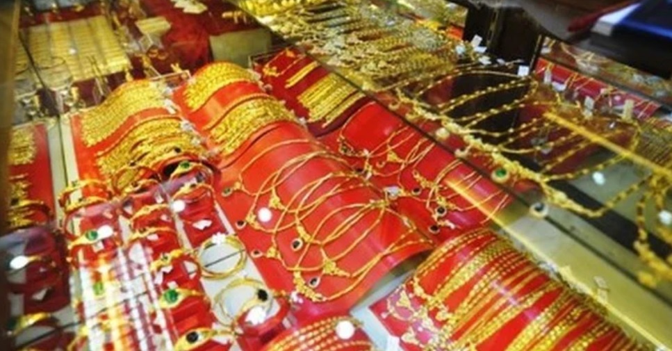 Chu tiem trinh bao mat trom nhieu nhan, day chuyen vang hinh anh