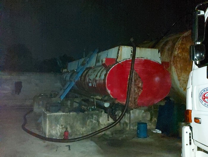 Hàng triệu lít xăng giả ảnh 5 Hang trieu lit xang gia anh 5