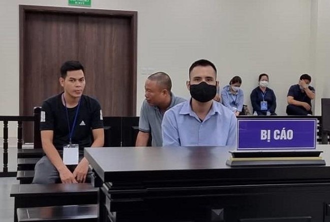 lua dao chay viec anh 1