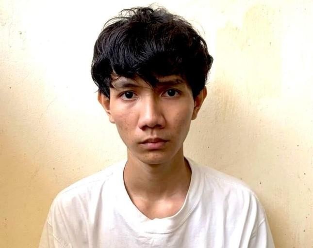 Nhieu nu sinh nem 'trai dang' vi doi anh nong lay iPhone, tra sua hinh anh