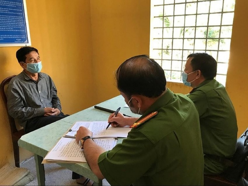 dai an hon 200 trieu lit xang gia anh 1