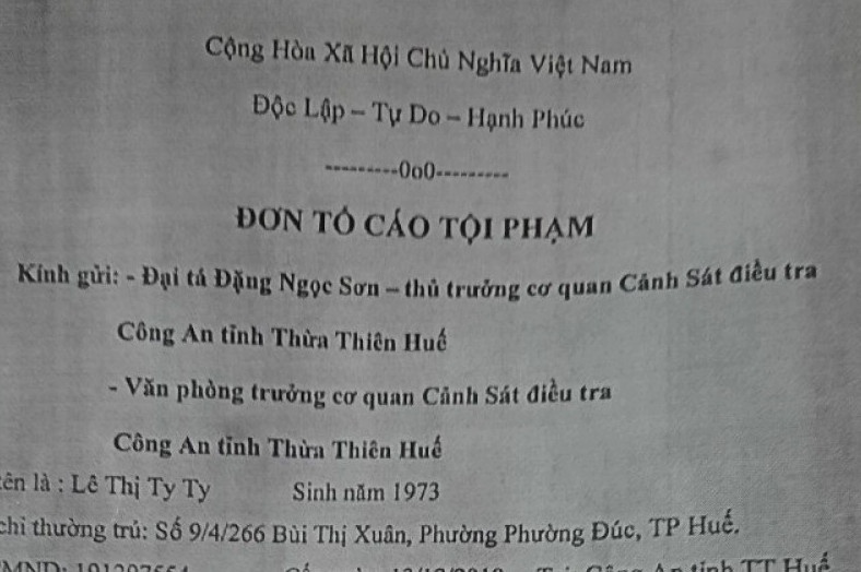 Mot can bo cong an bi to cung vo lua dao chiem doat hang chuc ty dong hinh anh