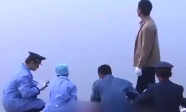 Truy tim ke giet nguoi hang loat o Trung Quoc hinh anh