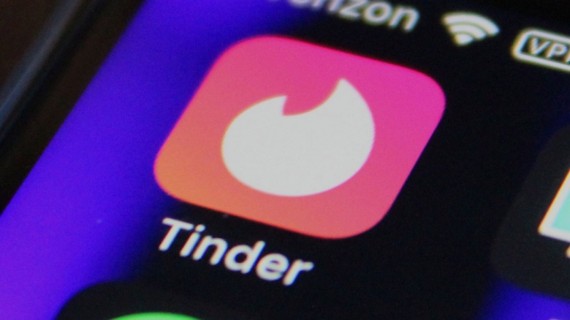 Chieu tro lua dao qua ung dung hen ho Tinder hinh anh