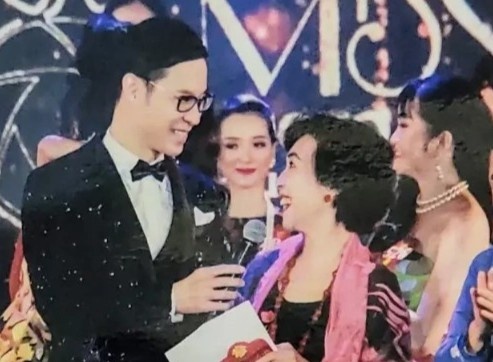 'Ba trum' giam khao tiet lo chuyen do dac voc dang thi sinh hoa hau hinh anh