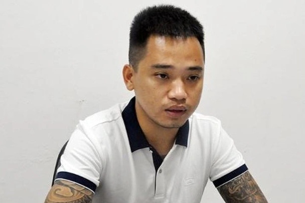 Nam thanh nien cho vay nang lai thong qua hoat dong cam do hinh anh