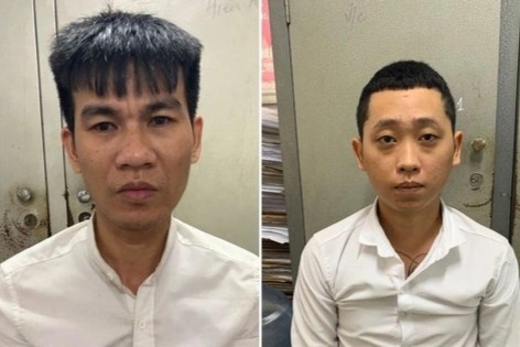 Hon 10 nam nu thue phong to chuc bay lac o quan karaoke hinh anh