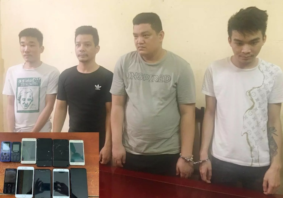 lap trang web gia chiem doat tien anh 1