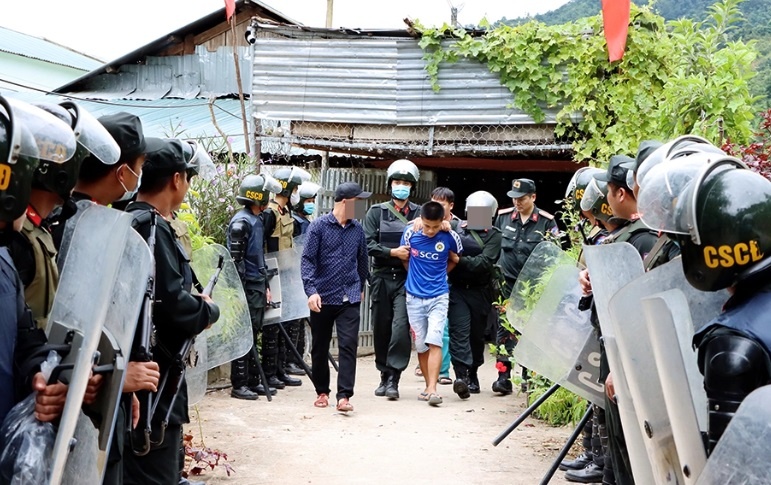 cuộc vây ráp ma túy ảnh 1 cuoc vay rap ma tuy anh 1