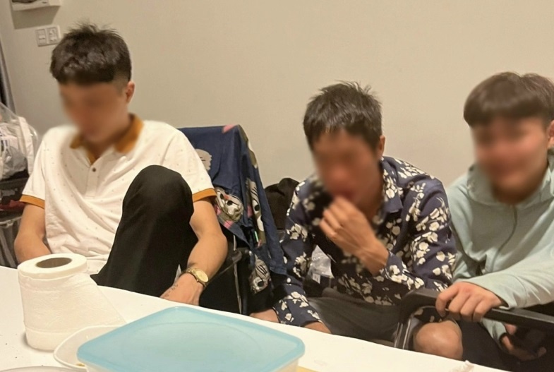 Noi am anh cua nguoi chuoc cac nan nhan khoi cong ty 'ma' o Campuchia hinh anh