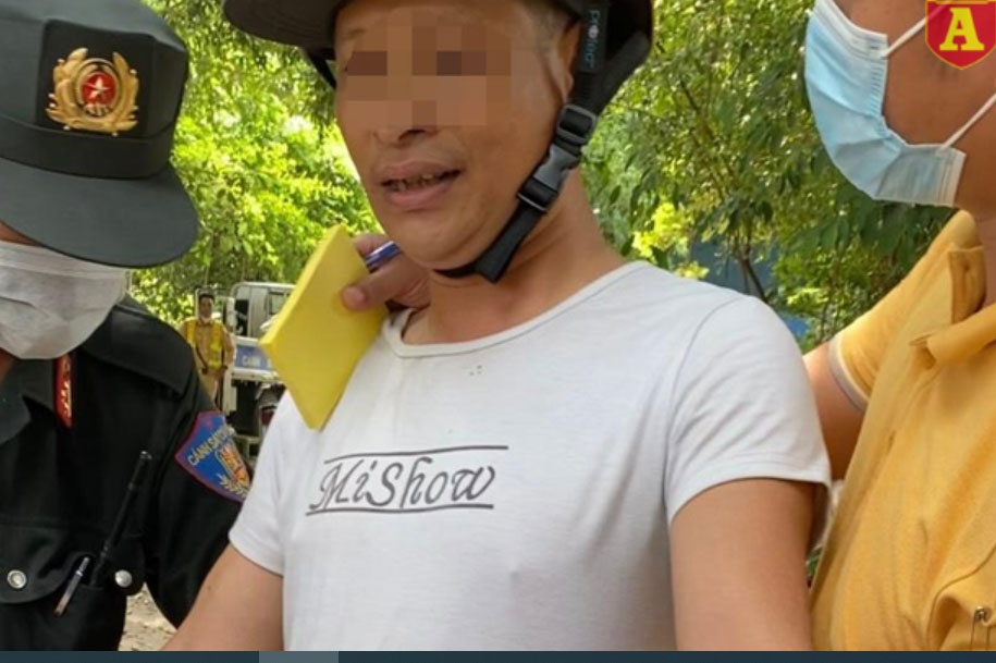 Vach tran thu doan cat giau ma tuy cua ga dan ong 3 tien an hinh anh