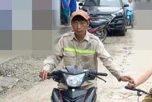 Bat doi tuong bit mat cuop tien cua hoc sinh giua duong o Vinh Phuc hinh anh