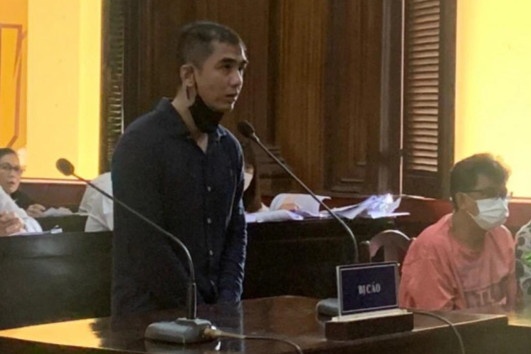 Nhom thue oto tu lai dem sang Campuchia ban hinh anh