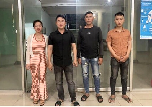 Tam giu nhom cho vay lai nang hinh anh