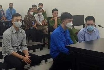Chay an cho con gai thoat an tu, nguoi phu nu bi lua 4,1 ty dong hinh anh