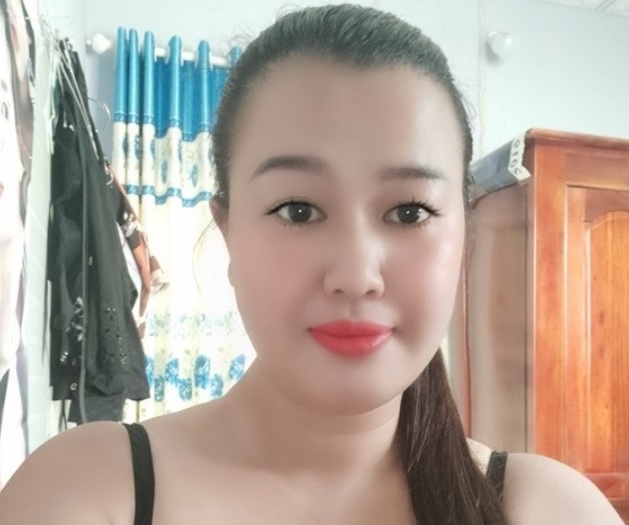 Bat giam nguoi phu nu dung mang xa hoi lua gan 2 ty dong hinh anh