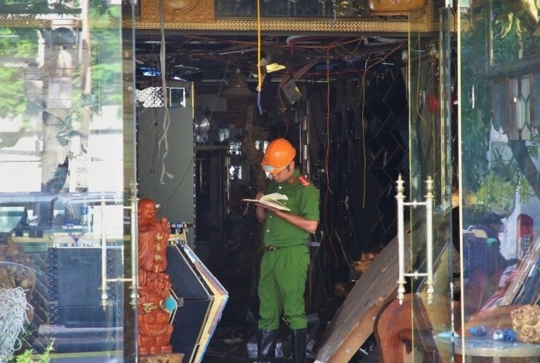 'Diem chet' khien chay quan karaoke kho thoat than hinh anh