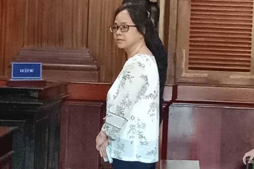 Con gai tong tien me anh 1