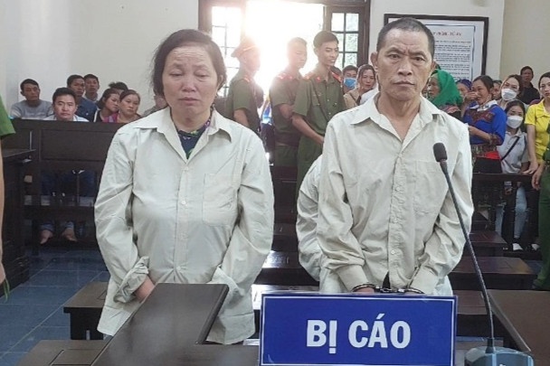 Hai vo chong linh an hon 40 nam tu vi buon ma tuy hinh anh