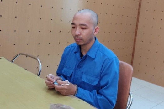é ảnh 1 e anh 1