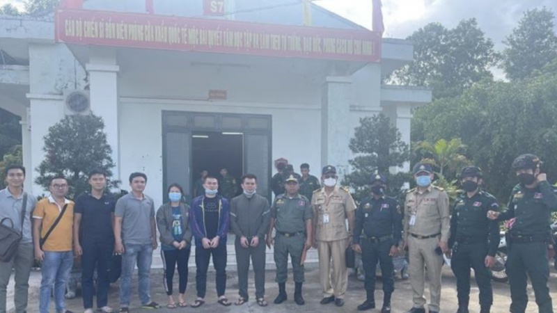 trốn sang Campuchia ảnh 1 tron sang Campuchia anh 1
