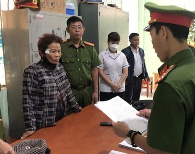 Chiem doat 3,2 ty dong bang chieu lua ban co vat dong den hinh anh