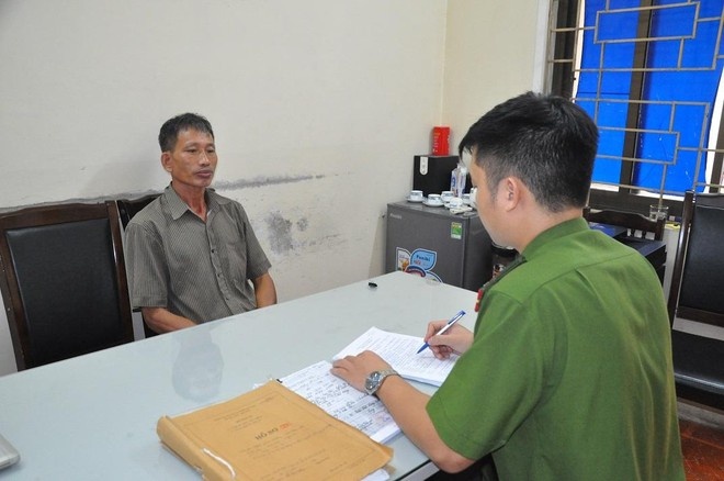 Nguoi dan ong tham o tai san 30 nam tron truy na hinh anh