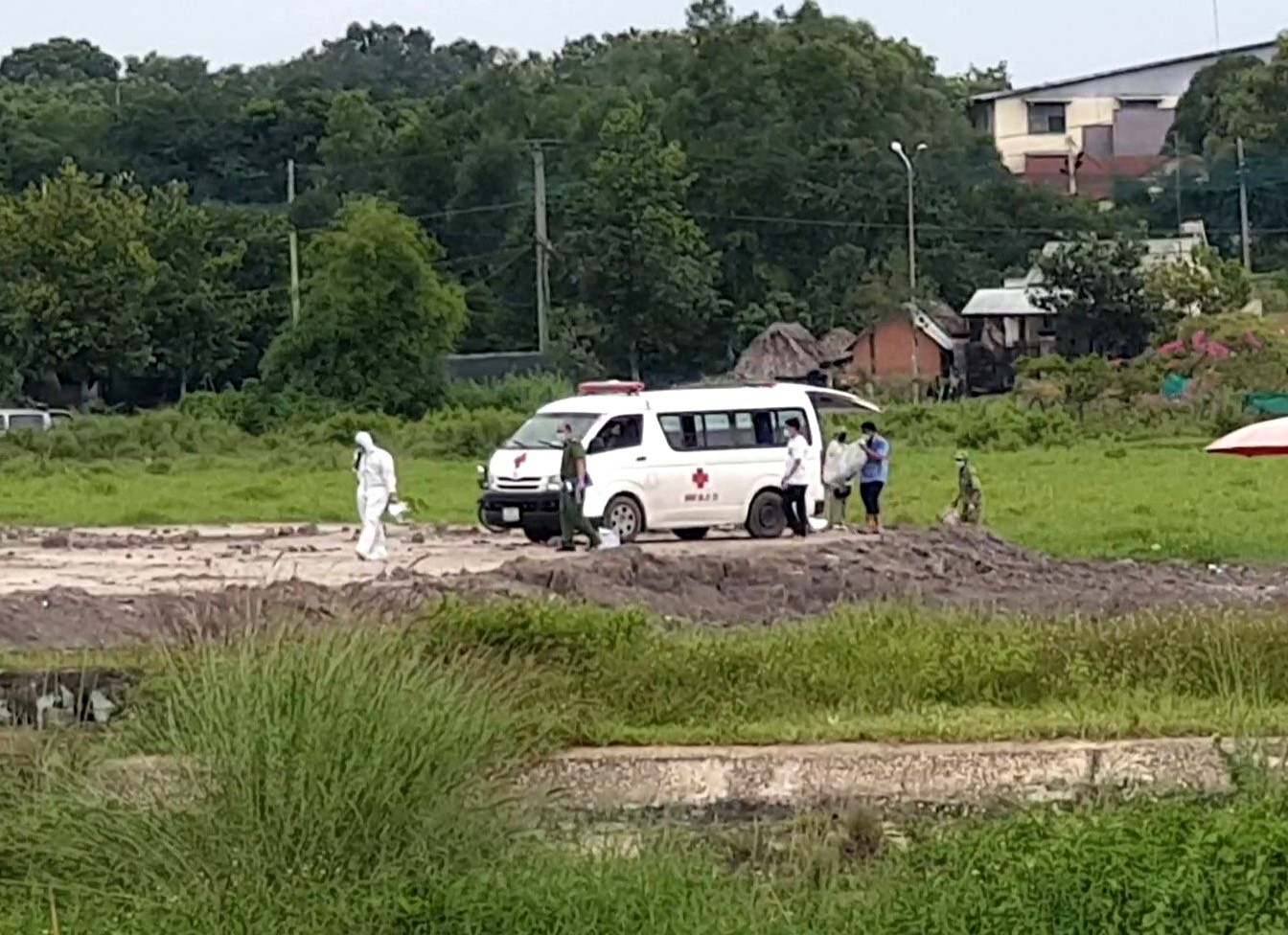 Phat hien bo xuong nguoi dang phan huy o Binh Duong hinh anh