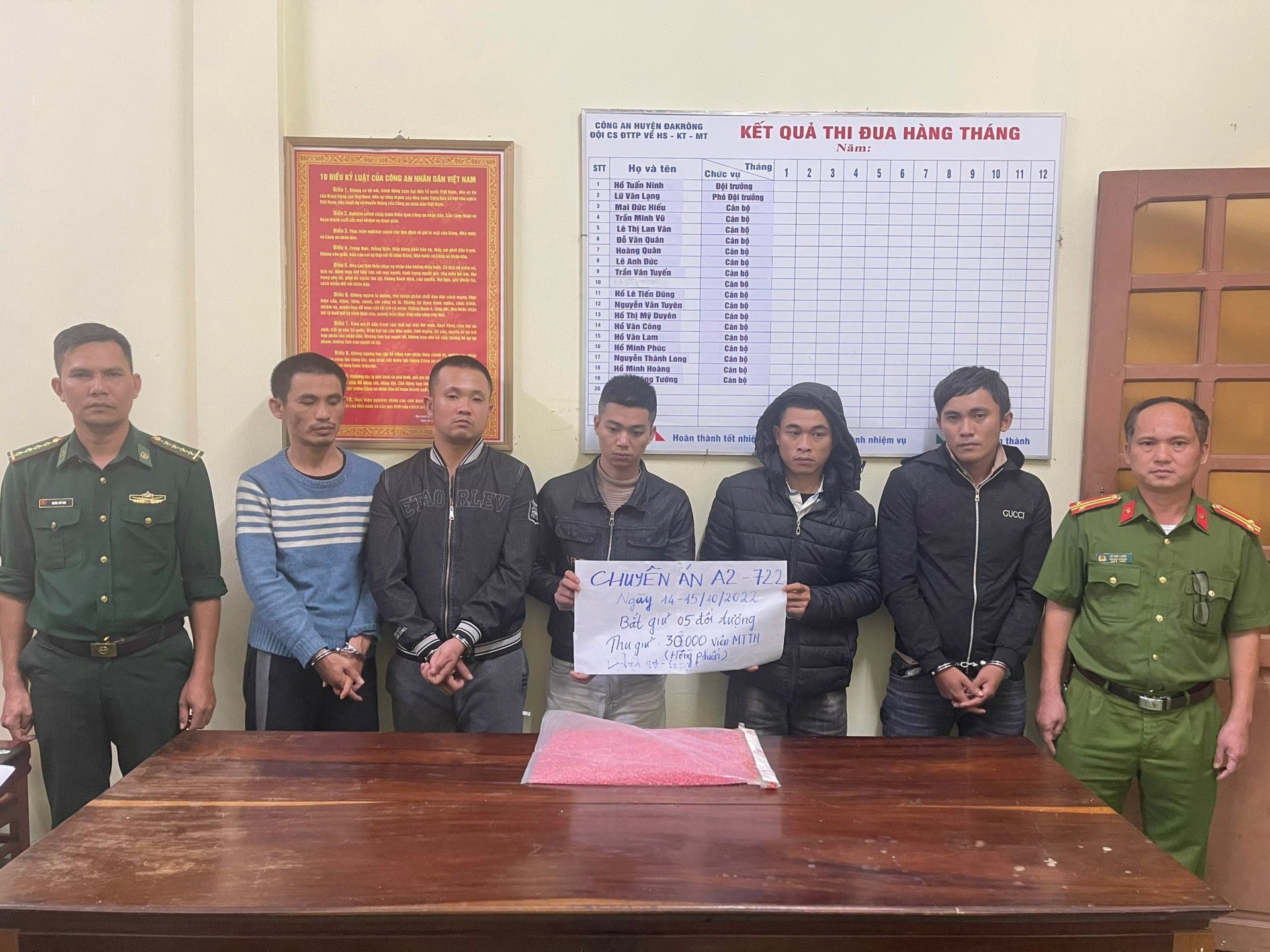 van chuyen ma tuy anh 1