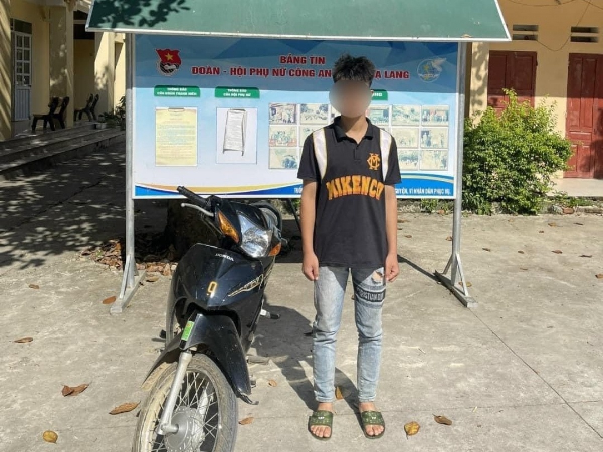 Bi phat hon 4 trieu dong vi boc dau xe may hinh anh