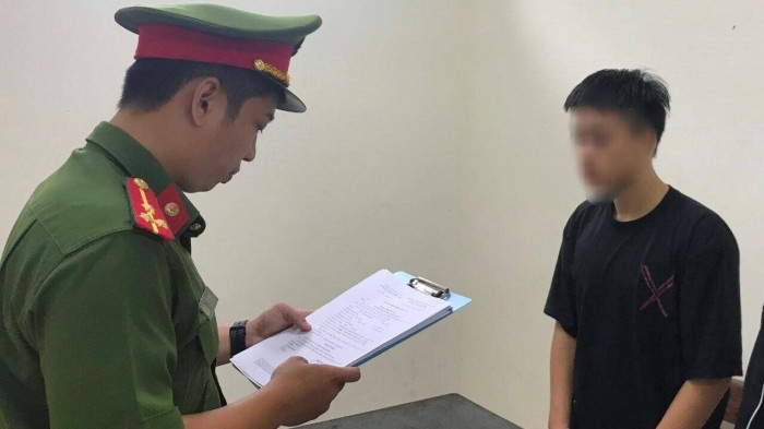 Thieu nien 13 tuoi bi danh trong thuong trong cong vien hinh anh