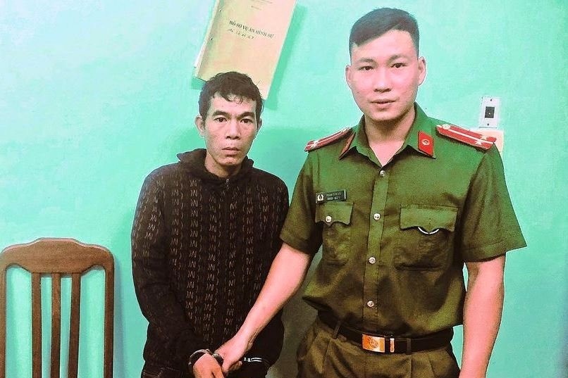 trốn lệnh truy nã ảnh 1 tron lenh truy na anh 1