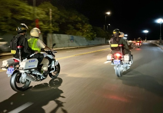 2 tinh huong phap ly trong vu to CSGT quo den pin lam be trai chay mau hinh anh