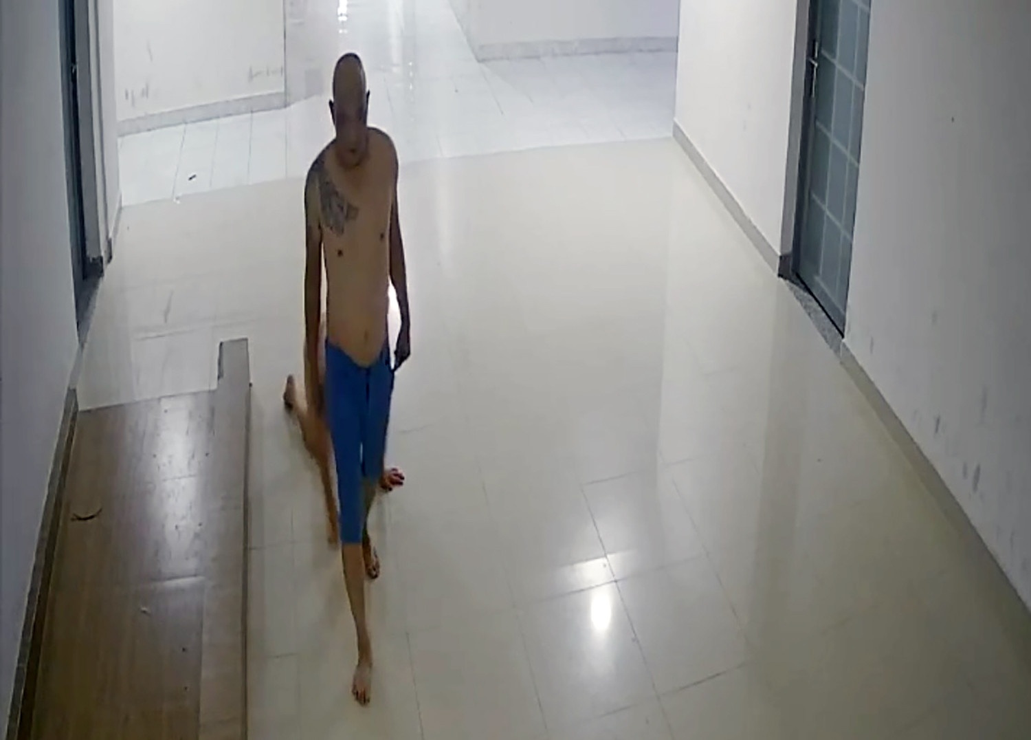 Bat tam giam nguoi cha hanh ha con trai o Da Lat hinh anh