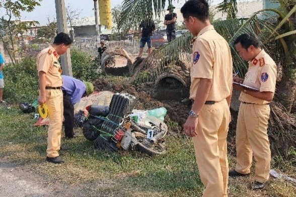 Dieu tra vu nguoi phu nu tu vong gan cau Binh hinh anh