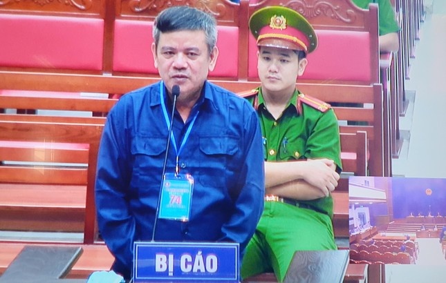 Nhung cuoc gap khien cuu doi truong chong buon lau vuong vong lao ly hinh anh