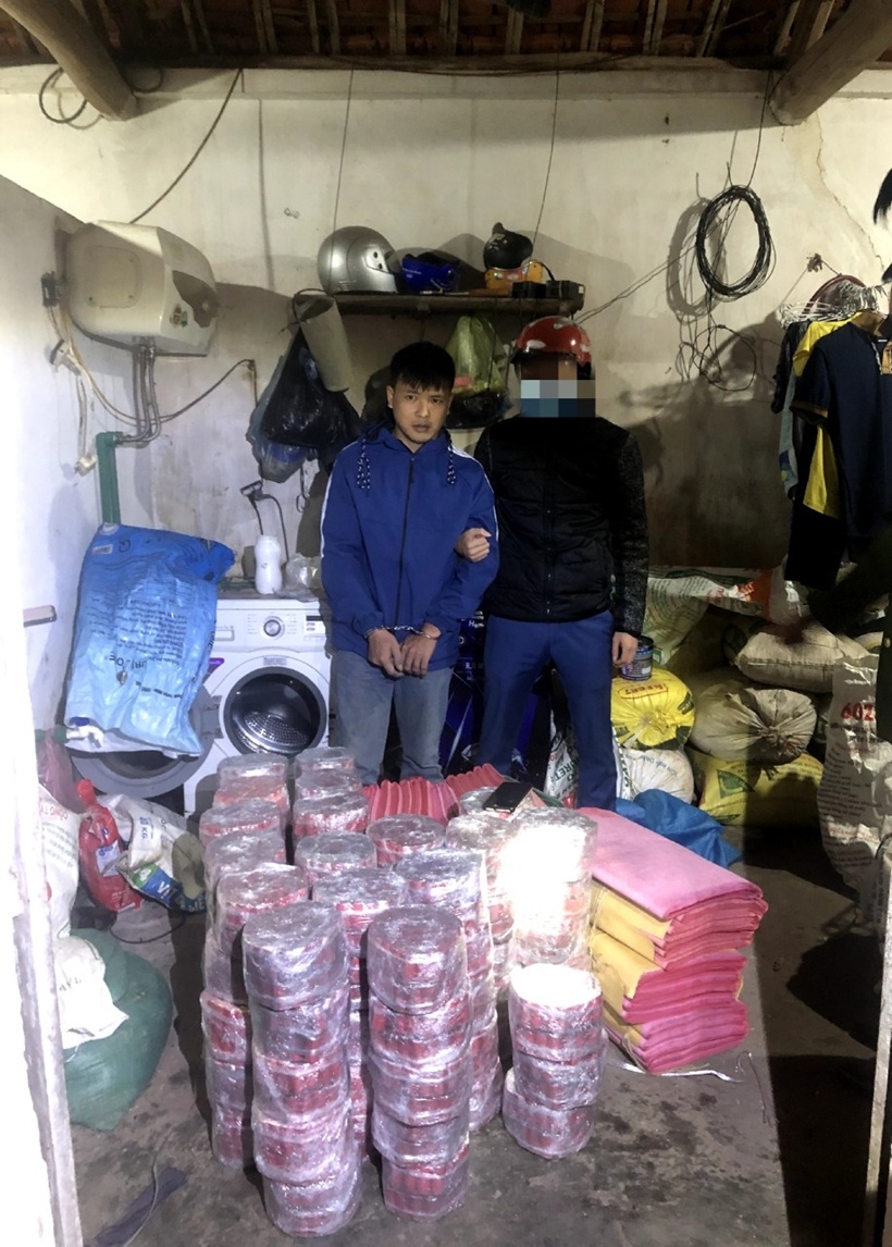 Sản xuất pháo ảnh 1 San xuat phao anh 1