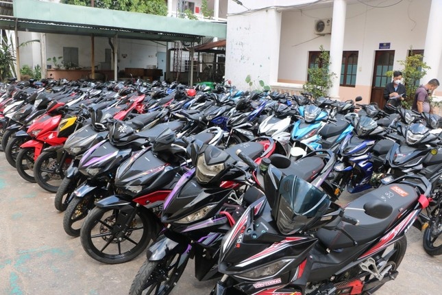 Phat hien gan 70 xe do o TP.HCM hinh anh
