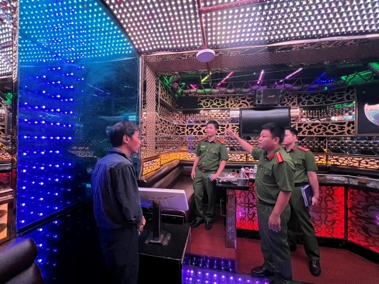 quán karaoke ảnh 1 quan karaoke anh 1
