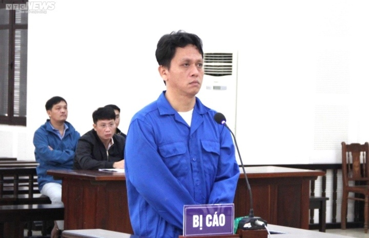 Lay so do nguoi khac dem cam co, chiem doat 8 ty dong hinh anh