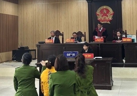 Linh an tu hinh vi mua ma tuy ve ban kiem loi hinh anh