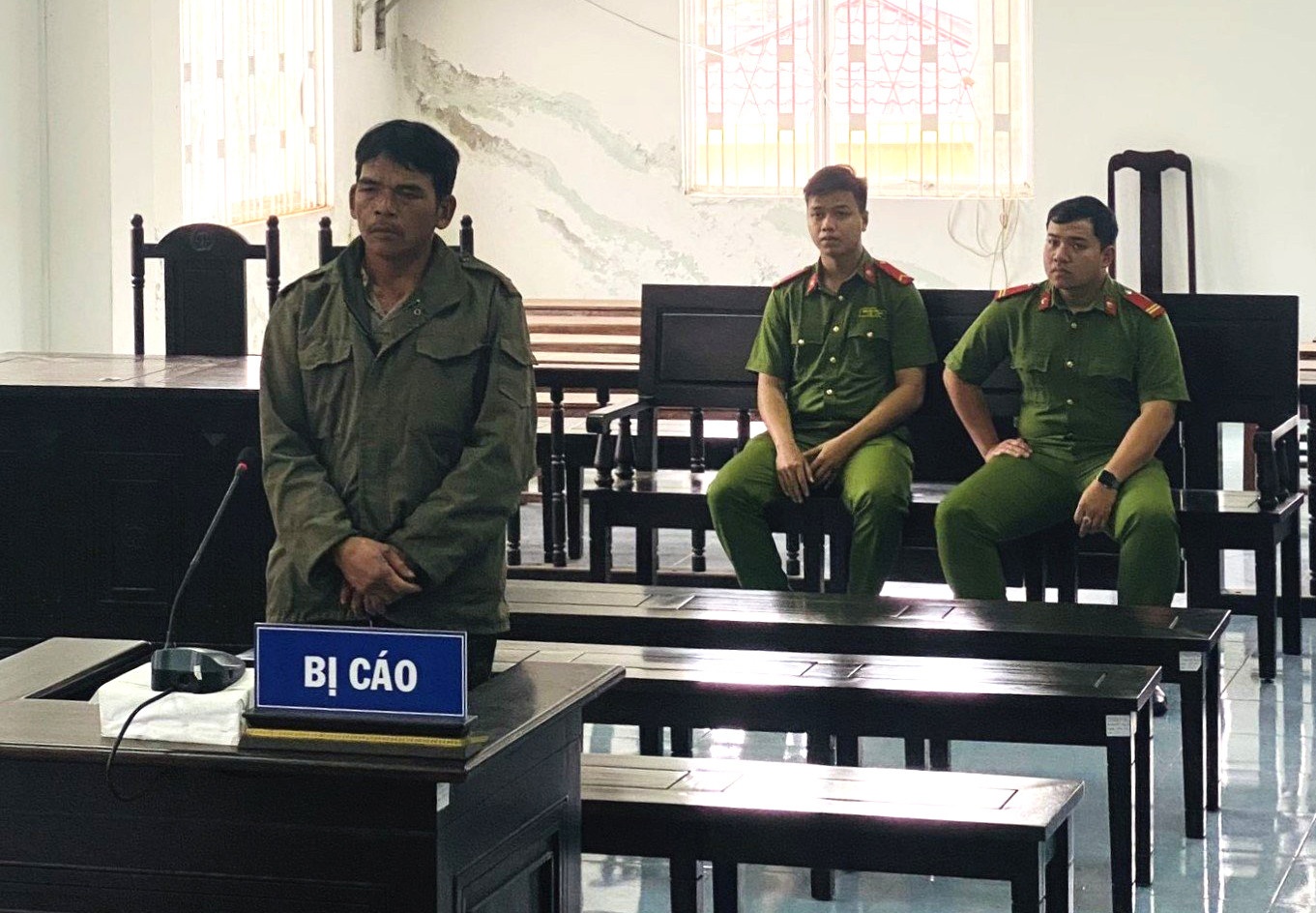 Linh an vi duoi danh tham phan lam nhiem vu hinh anh